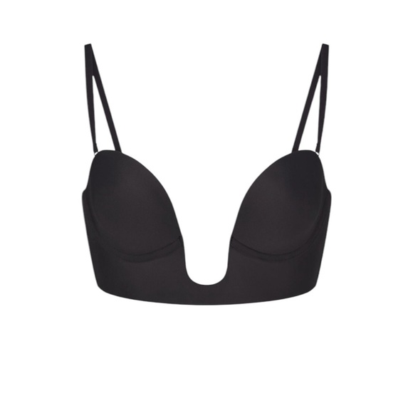 NEW! SKIMS Black Plunge Bra! new in pkg/no box - Picture 2 of 8